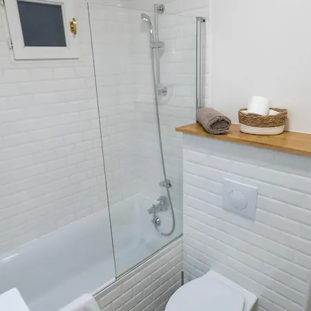 Le Mandallaz - Coeur D 'annecy Apartament *